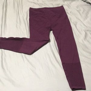 fabletics yoga pants
